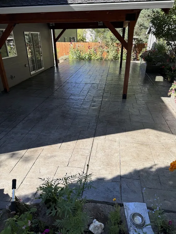 Colored / Sealed Stamped concrete installed by AM Concrete in the Portland metro